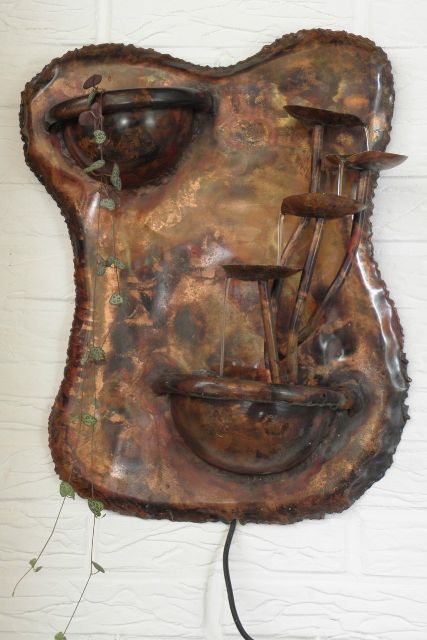 Image of fountain sculpture
